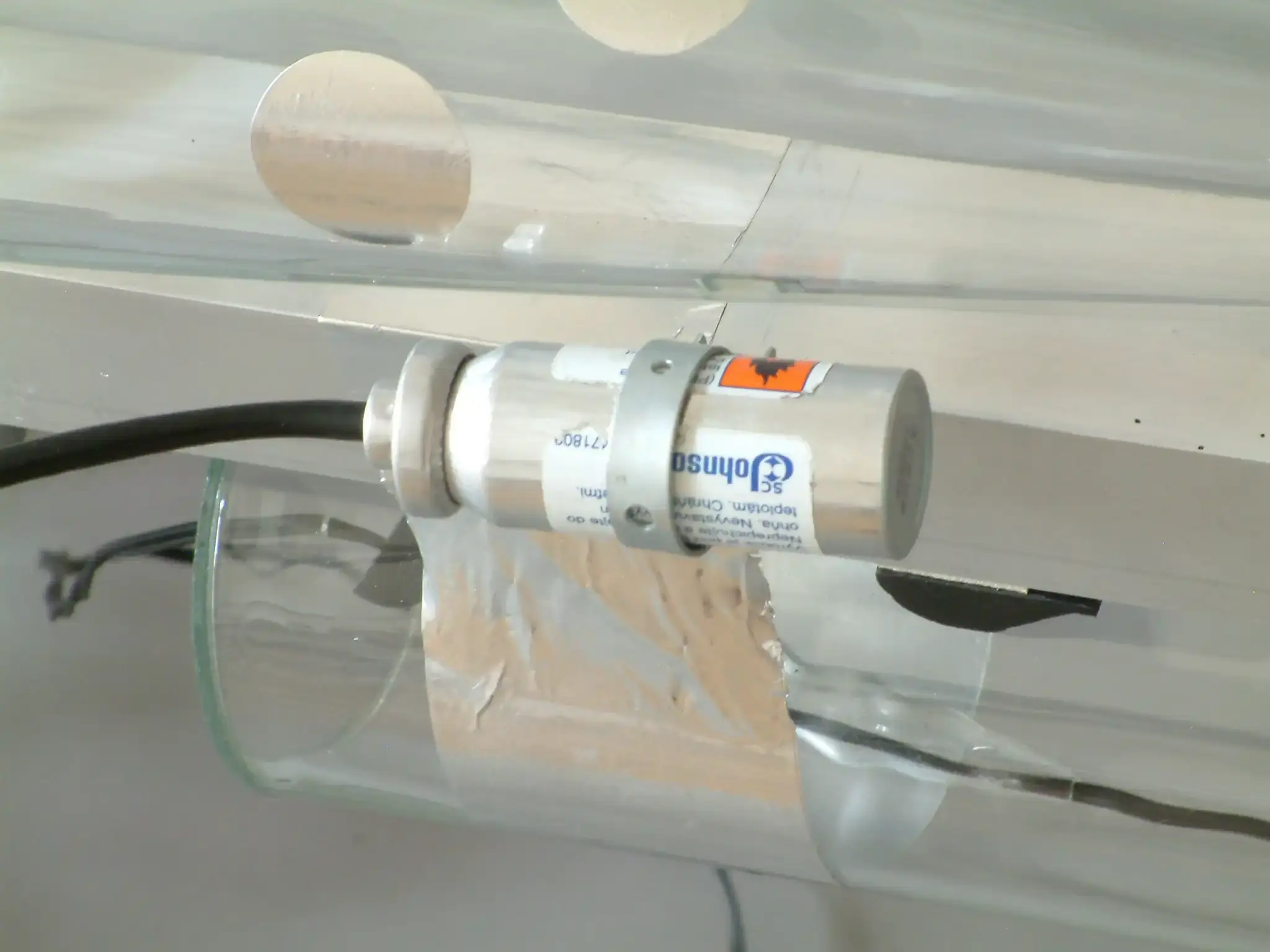 Glass weapons + Speaking Rifle, dokumentace, snímek 4 z 6